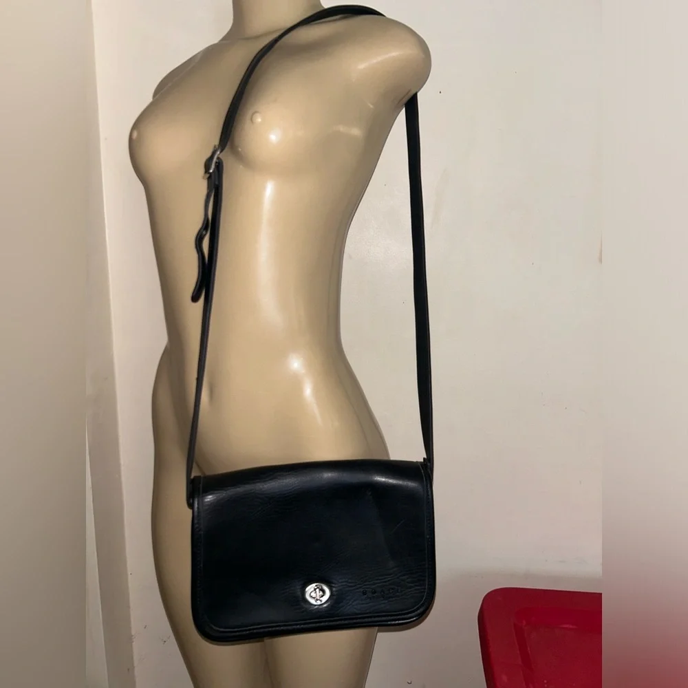Coach | Bags | Vintage Coach Nt493 Black Leather Bag | Poshmark